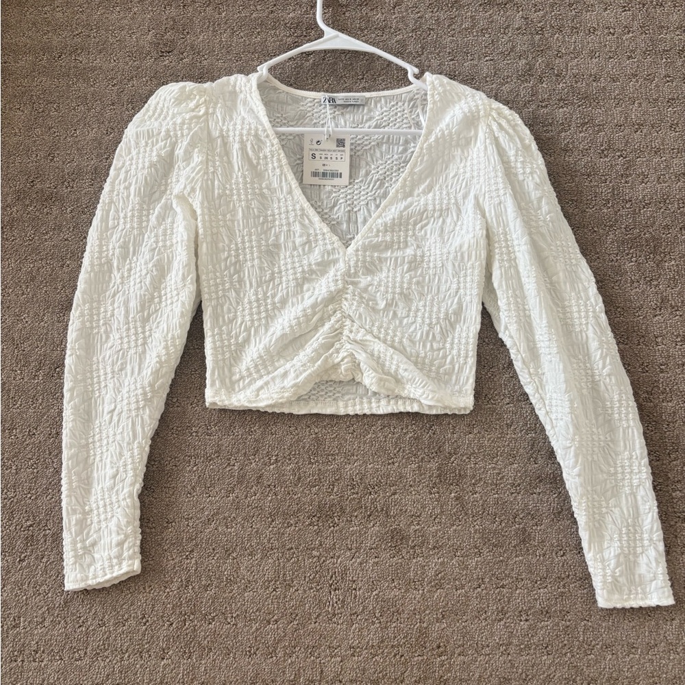 Zara Cream Scrunched Long Sleeve Blouse